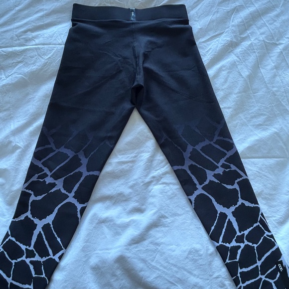 COR Giraffe Print Legging - Picture 2 of 2
